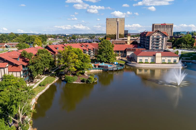 Sheraton Westport Hotels - St. Louis Sheraton Westport Plaza